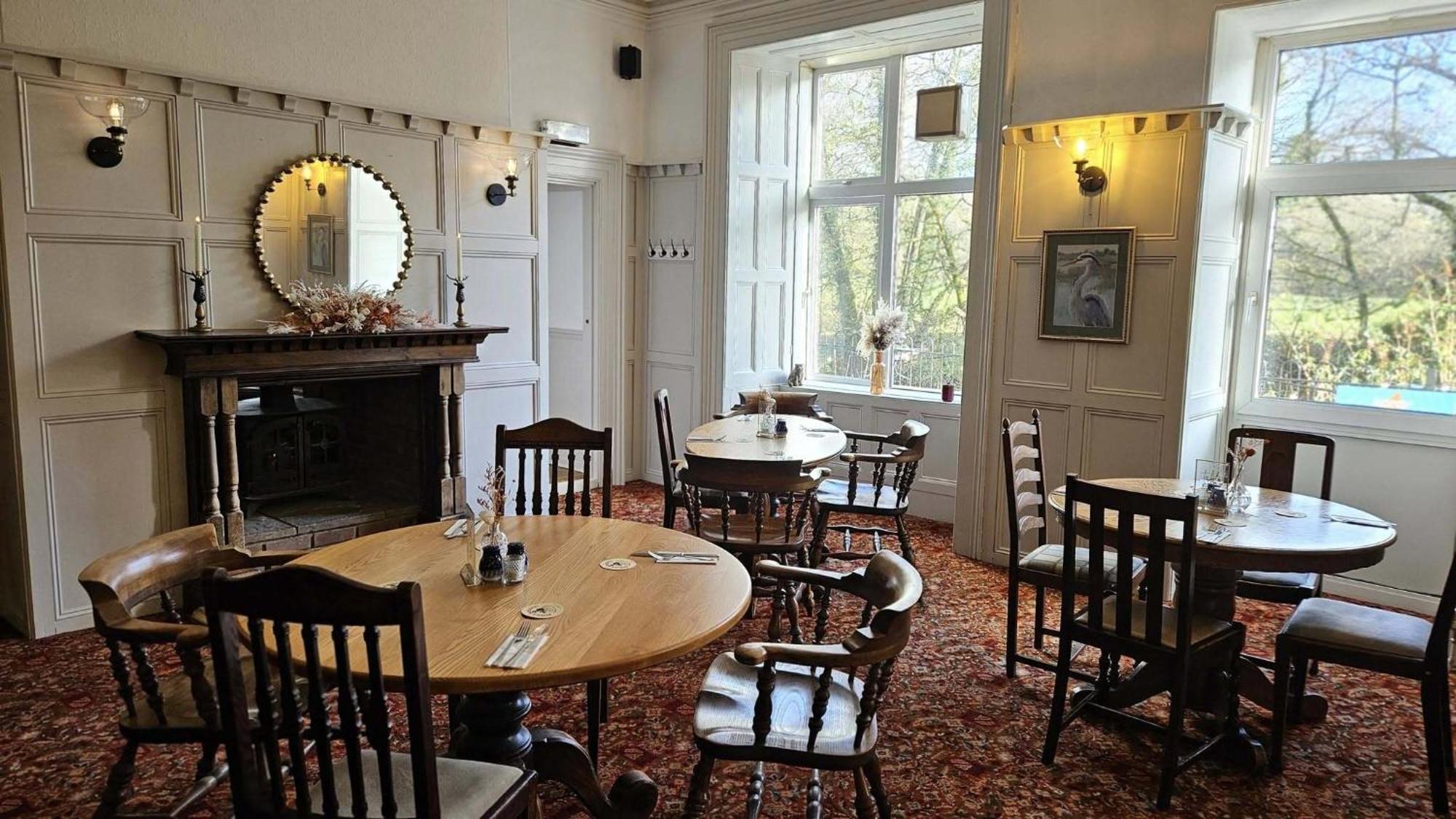 The Abbey Inn Бъкфастлей Екстериор снимка